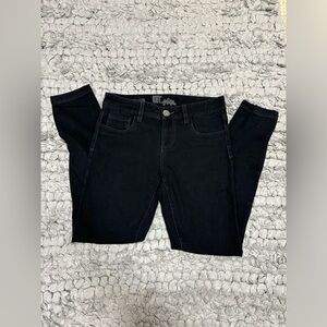 Kut from the Kloth Jennifer ultra skinny pants
